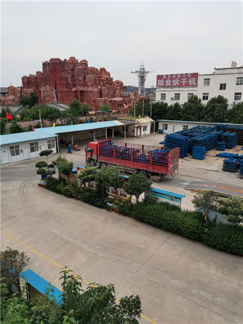 盖梁钢模板发往新乡辉县工地