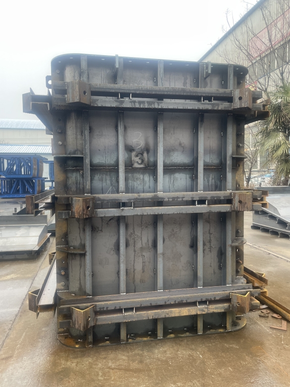 小墩柱钢模板:打造坚固耐用的建筑基础